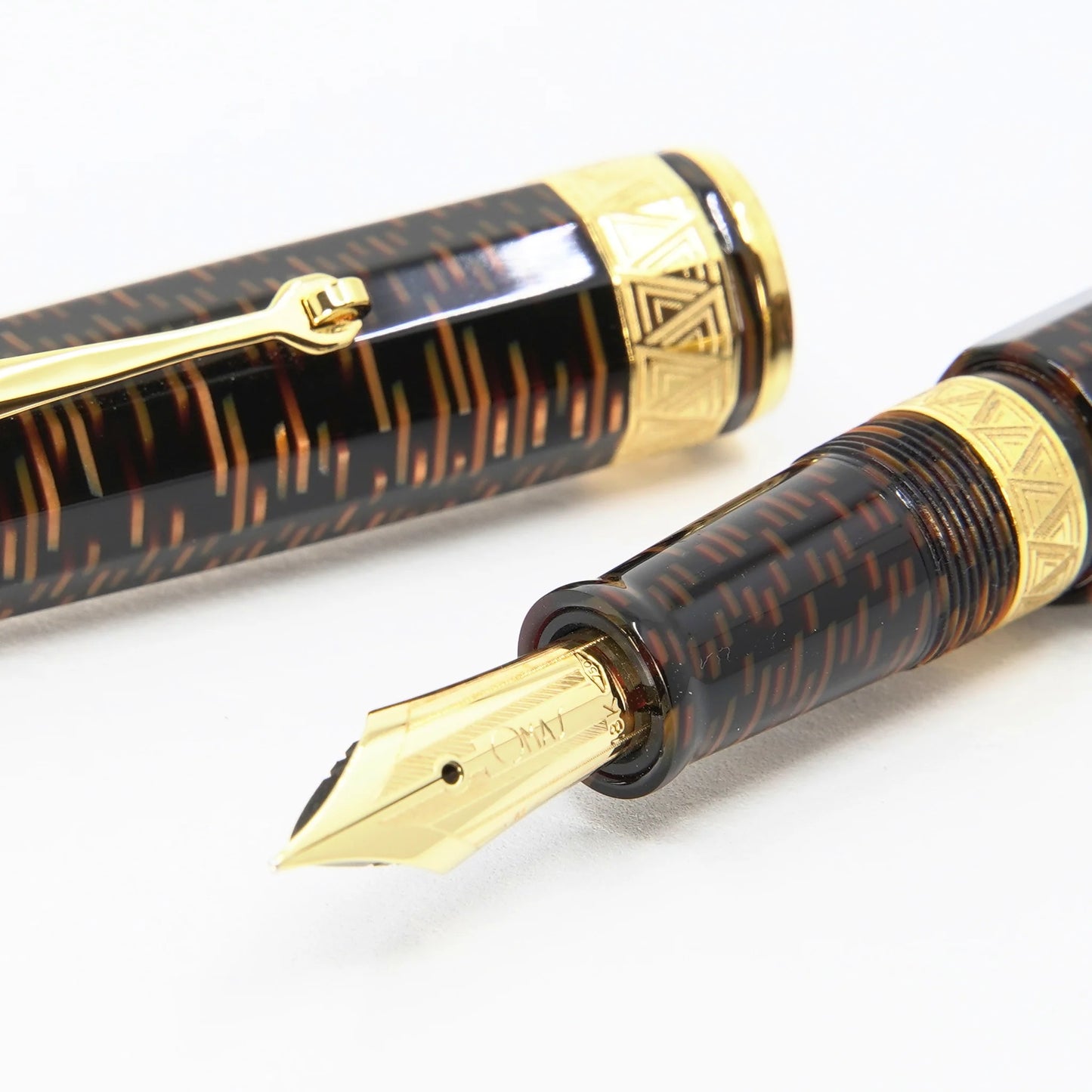 Stylo-Plume Gladiator Medium Skyscraper Bronze Armando Simoni Club