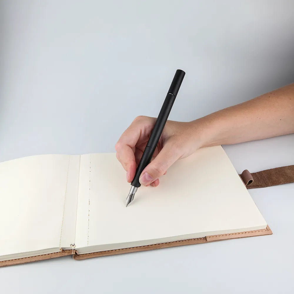 Stylos-Plume à Piston MAGNA 2.0 Acier Inoxydable Venvstas