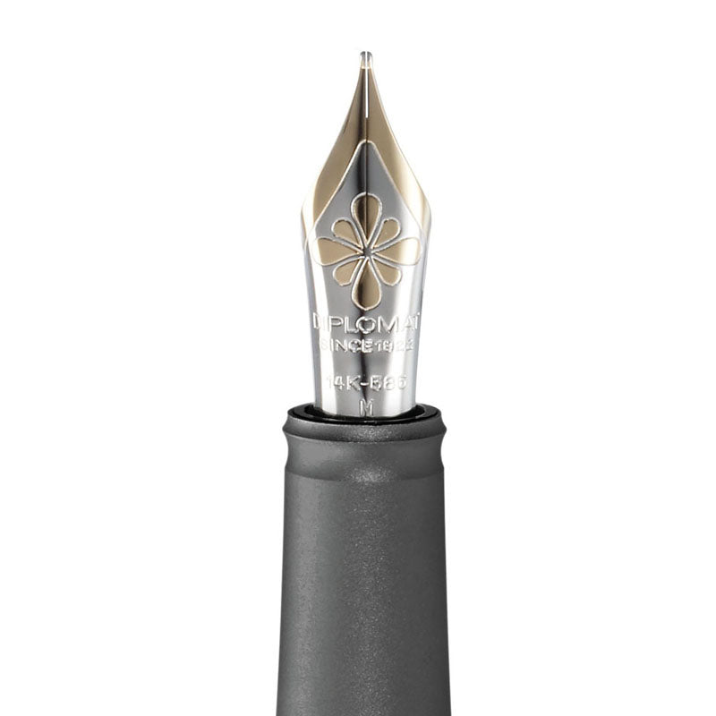 Bloc-Plume Aero avec Manchon Noir et Plume 14 Carats Diplomat