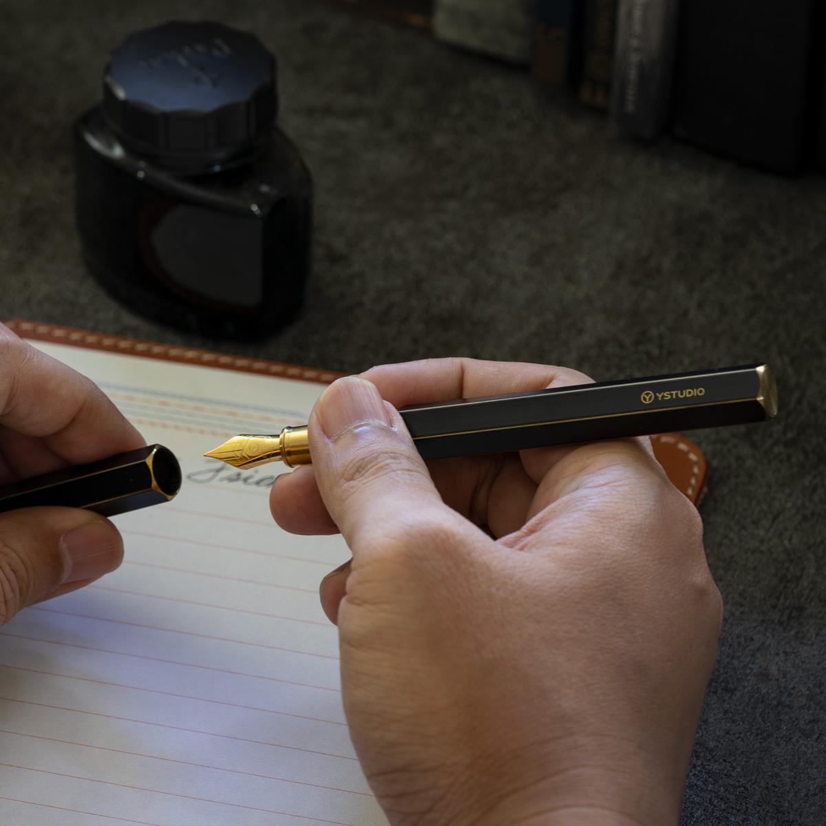 Stylo-Plume Classic Revolve Laiton F YStudio