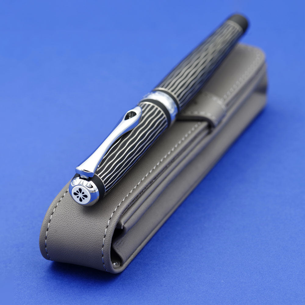 Etui pour 1 Stylo en Cuir "Logo Fleur" Gris Diplomat