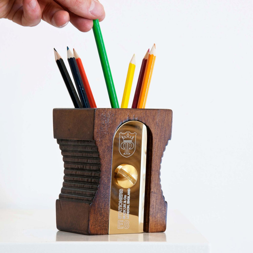 Pot de Rangement Taille-crayon Géant Bois Foncé SUCKUK