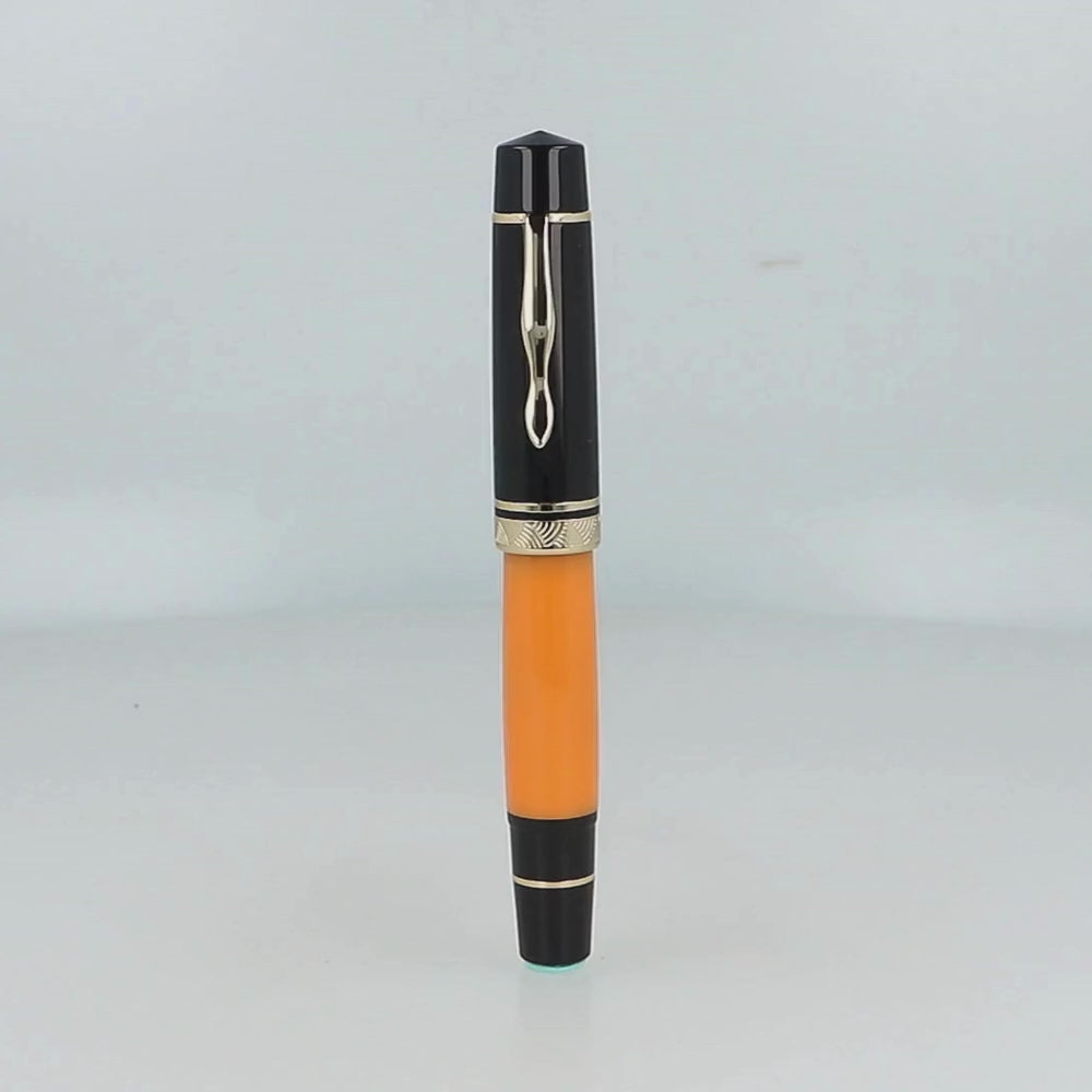 Stylo-Plume P139 Orange #35 F MAJOHN