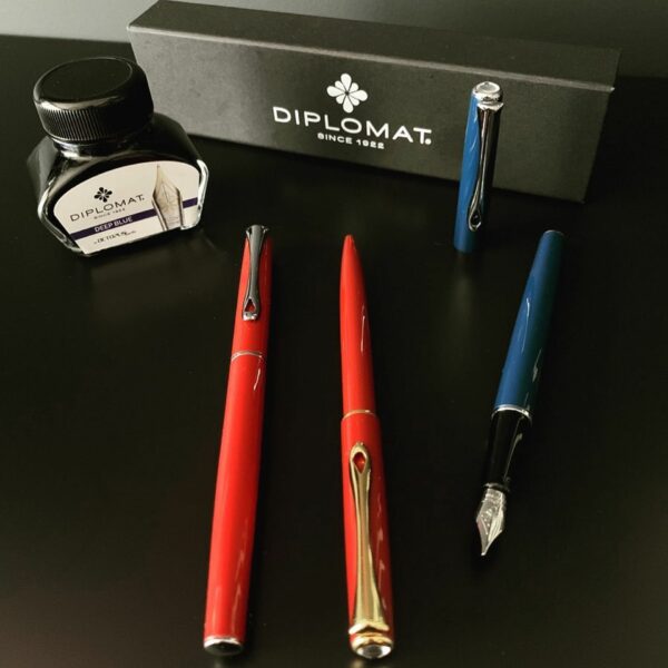 Stylo-Plume Traveller Bleu Marine Diplomat
