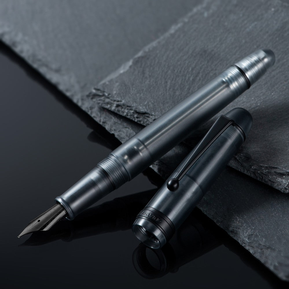 Stylo Plume V126 Noir Mat Translucide M Asvine
