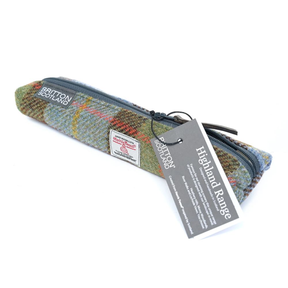 Trousse Fine Highland Range Plaid McLeod Amy Britton