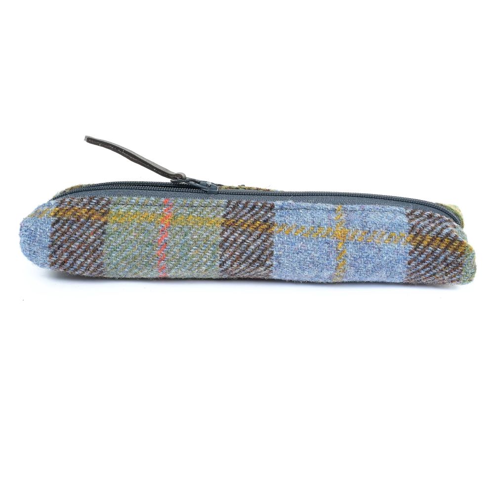 Trousse Fine Highland Range Plaid McLeod Amy Britton