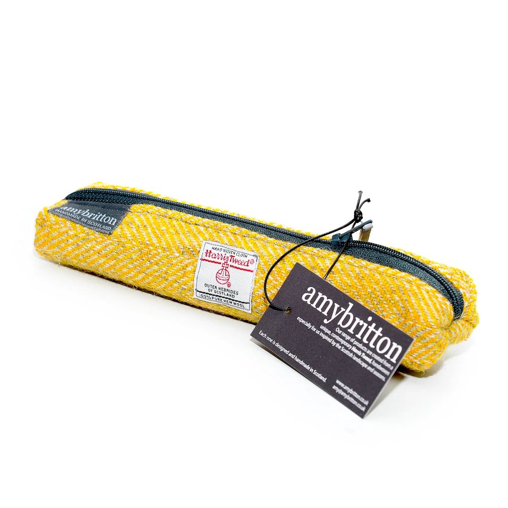 Trousse Fine Landscape Jaune Orge Amy Britton